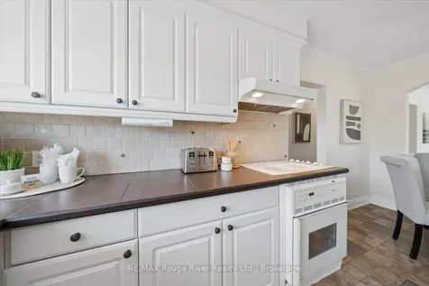 702 Gilbert Street W Whitby ON L1N 1S2