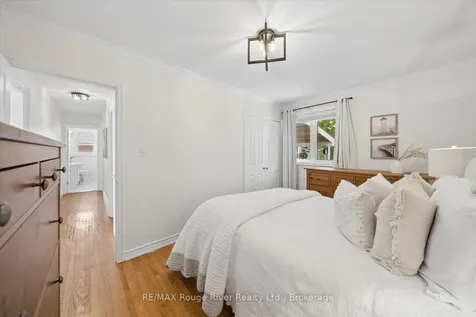 702 Gilbert Street W Whitby ON L1N 1S2