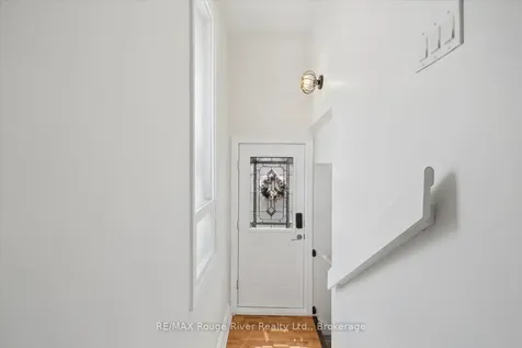 702 Gilbert Street W Whitby ON L1N 1S2