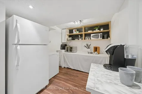702 Gilbert Street W Whitby ON L1N 1S2