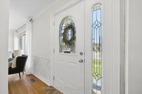702 Gilbert Street W Whitby ON L1N 1S2