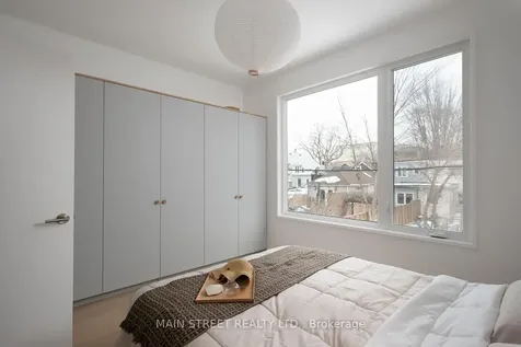 523 Craven Road Toronto ON M4L 2Z6