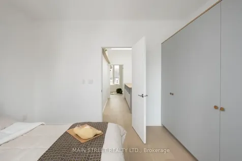 523 Craven Road Toronto ON M4L 2Z6