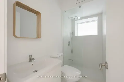 523 Craven Road Toronto ON M4L 2Z6