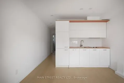 523 Craven Road Toronto ON M4L 2Z6