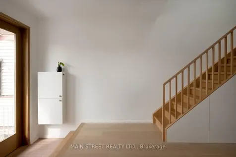 523 Craven Road Toronto ON M4L 2Z6