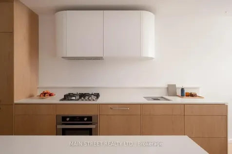 523 Craven Road Toronto ON M4L 2Z6