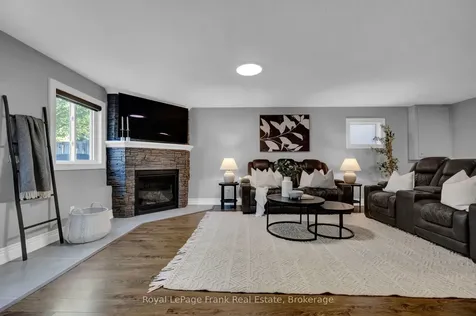 5 Empire Crescent Clarington ON L1E 1E3