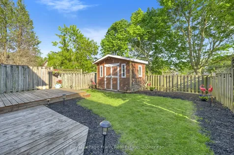 5 Empire Crescent Clarington ON L1E 1E3