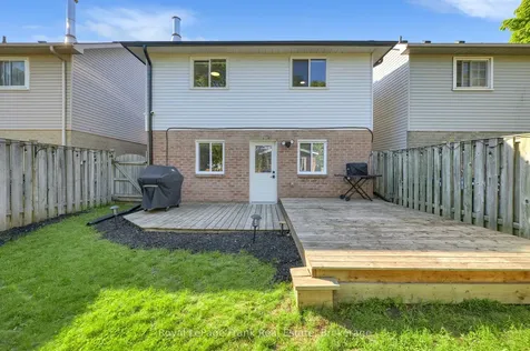 5 Empire Crescent Clarington ON L1E 1E3