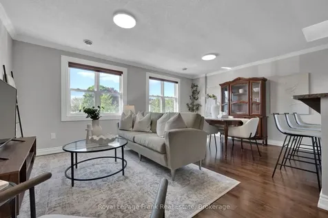 5 Empire Crescent Clarington ON L1E 1E3
