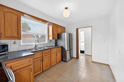3 Japonica Road Toronto ON M1R 4R6