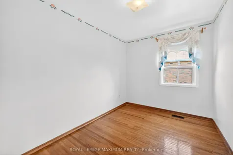 3 Japonica Road Toronto ON M1R 4R6