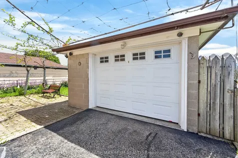 3 Japonica Road Toronto ON M1R 4R6