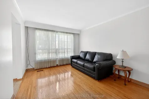3 Japonica Road Toronto ON M1R 4R6