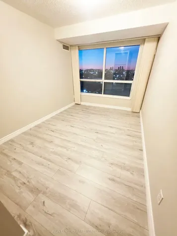 1470 Midland Avenue Toronto ON M1P 4Z4