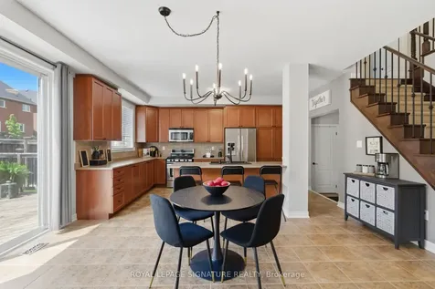 274 Montgomery Avenue Whitby ON L1M 0B6