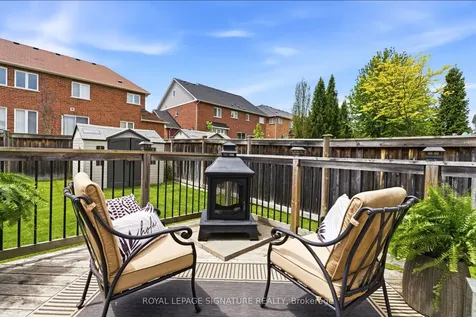 274 Montgomery Avenue Whitby ON L1M 0B6