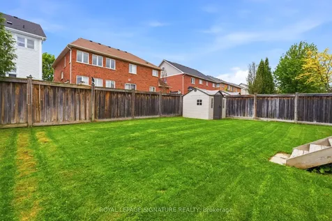 274 Montgomery Avenue Whitby ON L1M 0B6