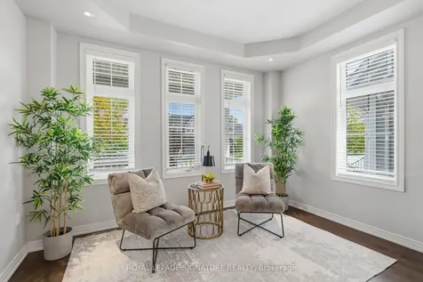 274 Montgomery Avenue Whitby ON L1M 0B6