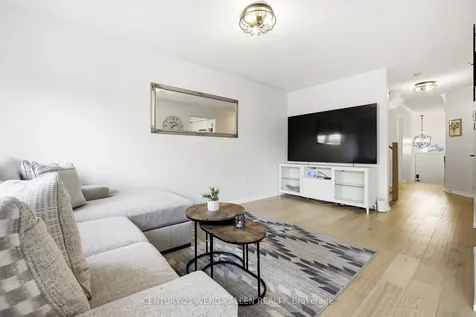 1821 Shelburne Street Oshawa ON L1K 0T3