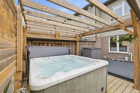 1821 Shelburne Street Oshawa ON L1K 0T3