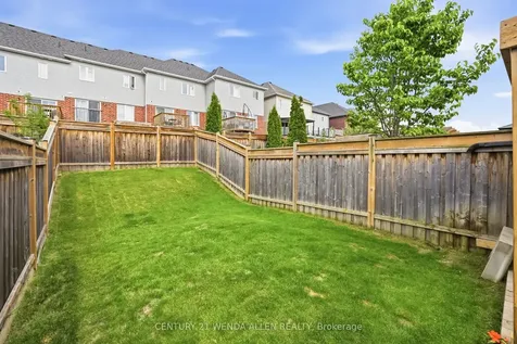 1821 Shelburne Street Oshawa ON L1K 0T3