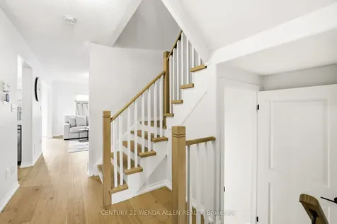 1821 Shelburne Street Oshawa ON L1K 0T3