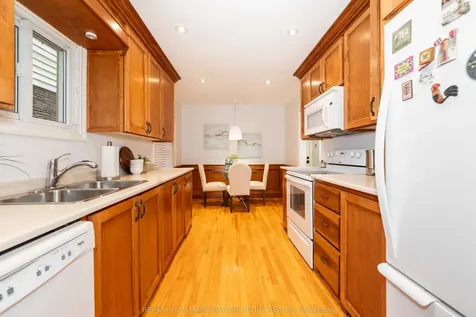 4 Coalport Drive Toronto ON M1N 4B6