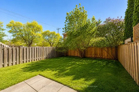 4 Coalport Drive Toronto ON M1N 4B6