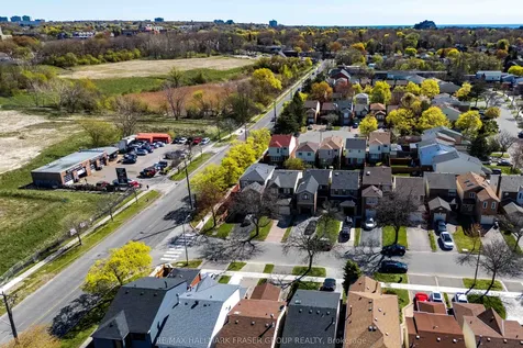4 Coalport Drive Toronto ON M1N 4B6