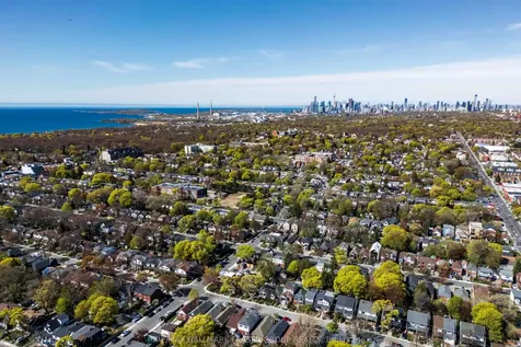 4 Coalport Drive Toronto ON M1N 4B6