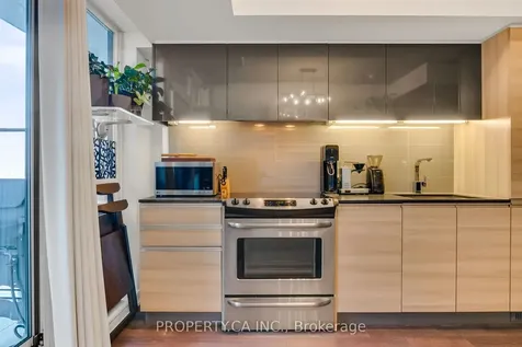 1190 Dundas Street E Toronto ON M4M 0C5