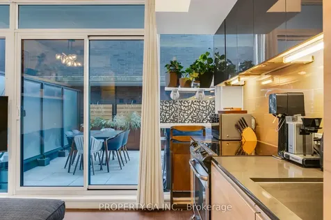 1190 Dundas Street E Toronto ON M4M 0C5