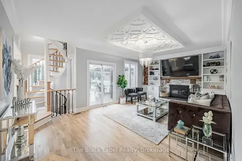 48 Lipton Crescent Whitby ON L1R 1W7