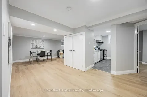 48 Lipton Crescent Whitby ON L1R 1W7