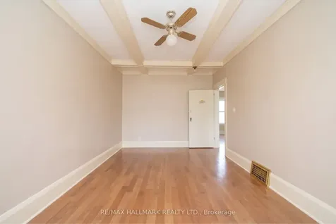 31 Gates Avenue Toronto ON M4C 1T1