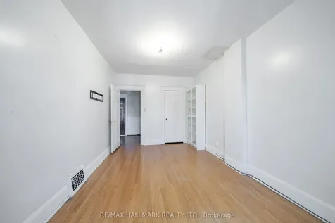 31 Gates Avenue Toronto ON M4C 1T1