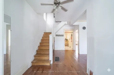 31 Gates Avenue Toronto ON M4C 1T1
