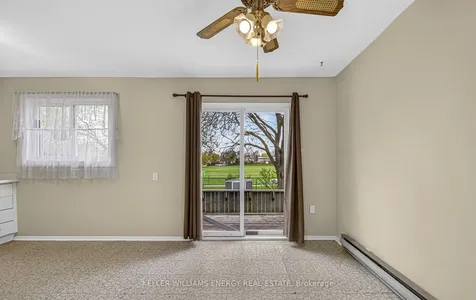 251 Kinmount Crescent Oshawa ON L1J 3T8