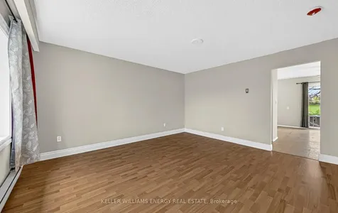 251 Kinmount Crescent Oshawa ON L1J 3T8