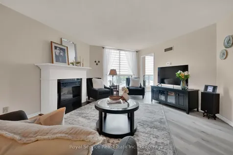 360 Watson Street W Whitby ON L1N 9G2