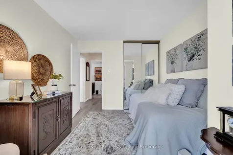 360 Watson Street W Whitby ON L1N 9G2
