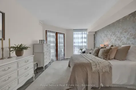 360 Watson Street W Whitby ON L1N 9G2