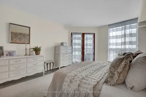 360 Watson Street W Whitby ON L1N 9G2