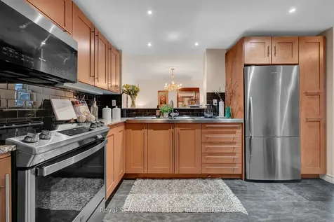 360 Watson Street W Whitby ON L1N 9G2