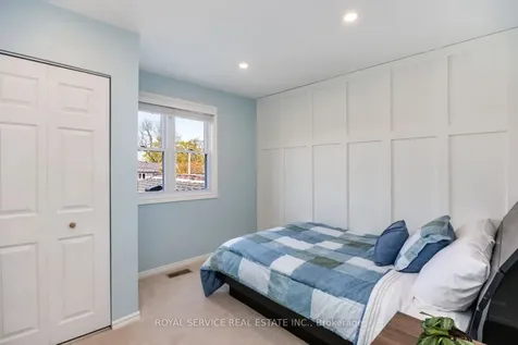 54 Galbraith Court Clarington ON L1C 4P6