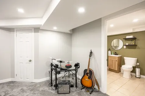 54 Galbraith Court Clarington ON L1C 4P6