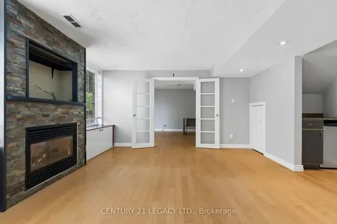 29 Woolf Crescent Ajax ON L1S 7N5