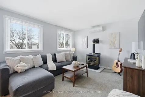 78 Turnberry Crescent Clarington ON L1E 1A9